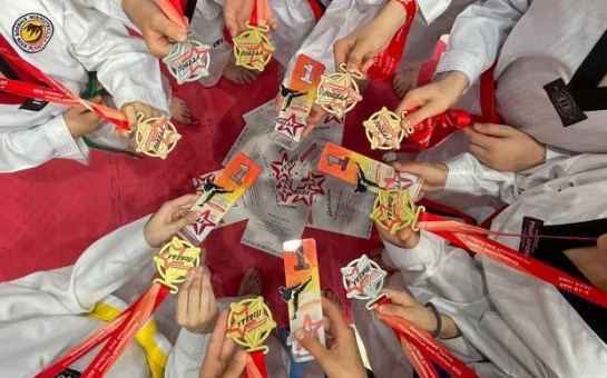 В тхэквондо новосибирцы выиграли четыре вакансии на международные игры «Дети Азии»