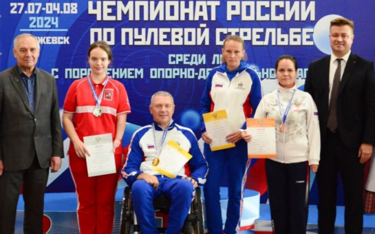 Чемпион в стрельбе и в фехтовании
